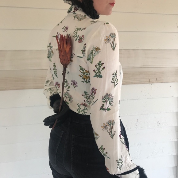 Botanical button up blouse with velvet trim - Picture 3 of 8